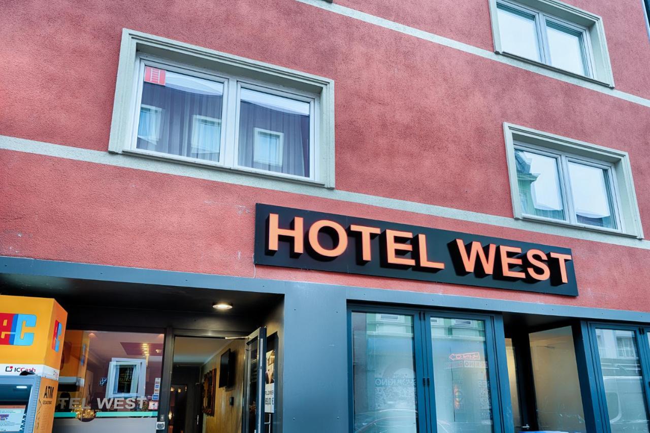 Hotel West Hamburgo Exterior foto