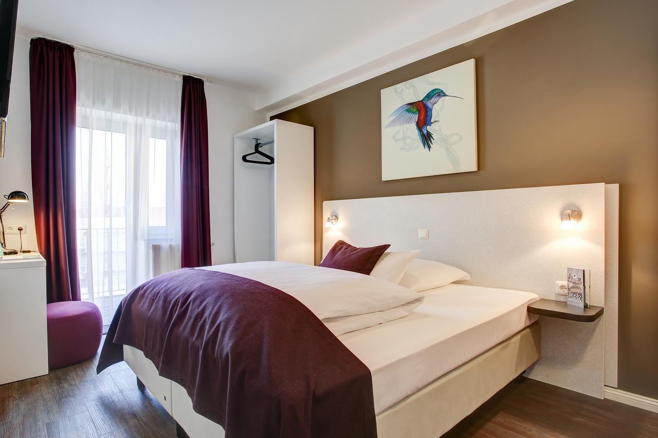 Hotel West Hamburgo Exterior foto