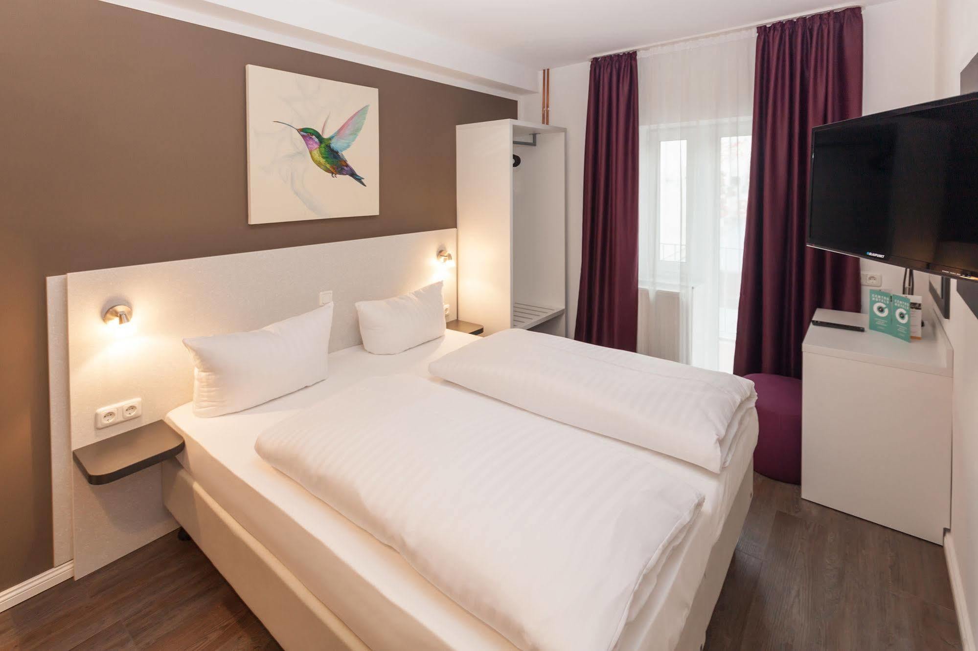 Hotel West Hamburgo Exterior foto